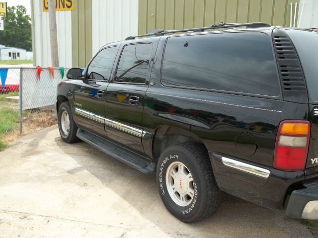 GMC Yukon XL 2001 photo 1