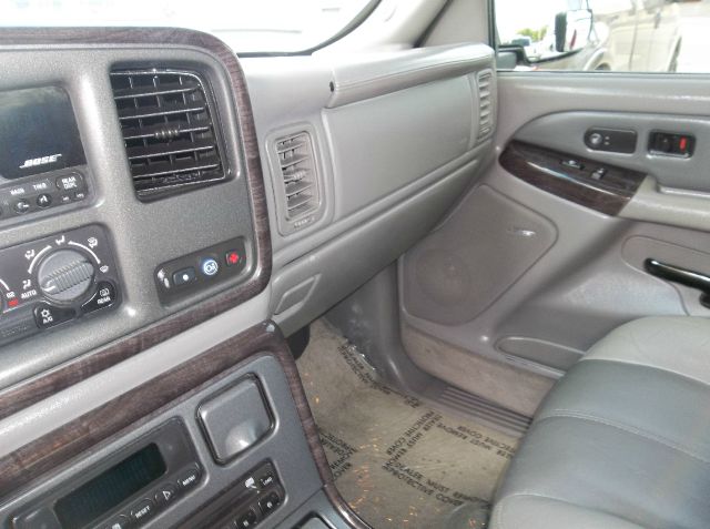 GMC Yukon XL 2001 photo 15