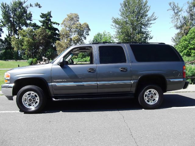 GMC Yukon XL 2001 photo 6