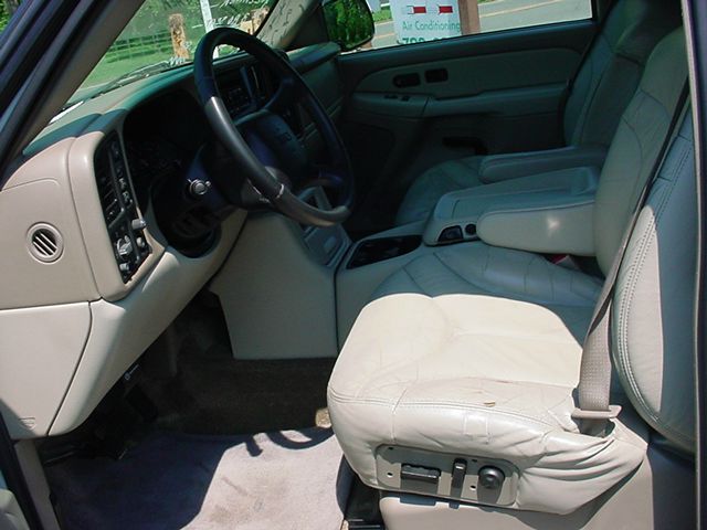 GMC Yukon XL 2001 photo 4