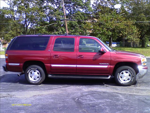 GMC Yukon XL LTD LME Sport Utility