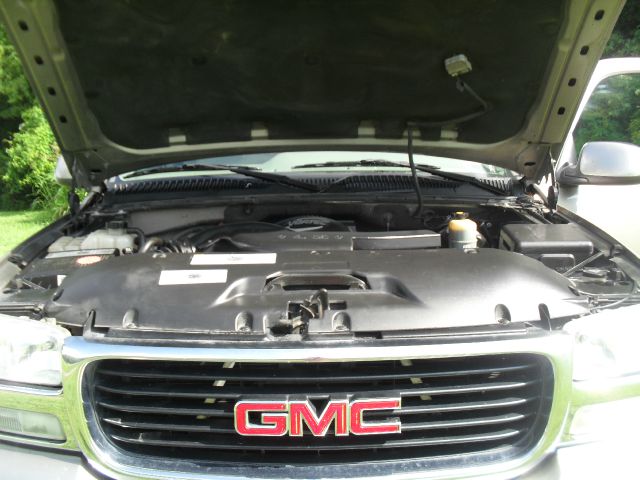 GMC Yukon XL 2002 photo 10