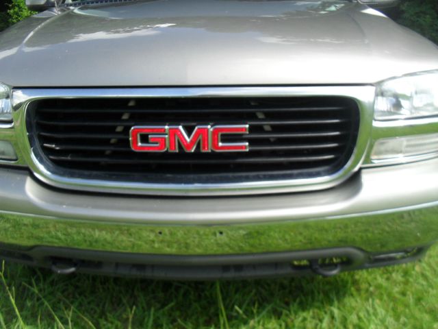 GMC Yukon XL 2002 photo 24