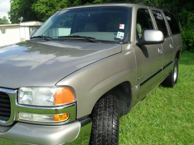 GMC Yukon XL 2002 photo 26