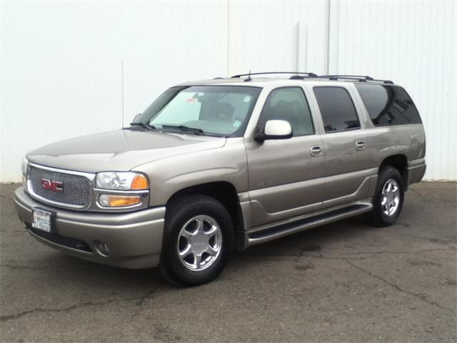 GMC Yukon XL 2002 photo 1