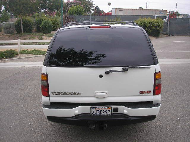 GMC Yukon XL 2002 photo 11