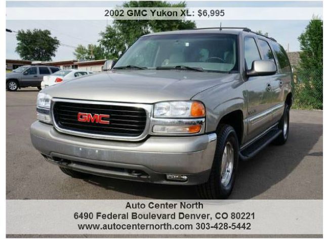 GMC Yukon XL 2002 photo 2