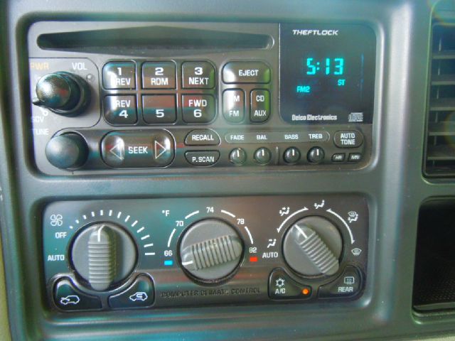 GMC Yukon XL 2002 photo 14