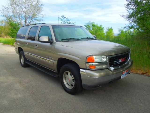 GMC Yukon XL 2002 photo 6