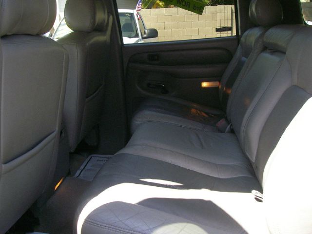 GMC Yukon XL 2002 photo 1