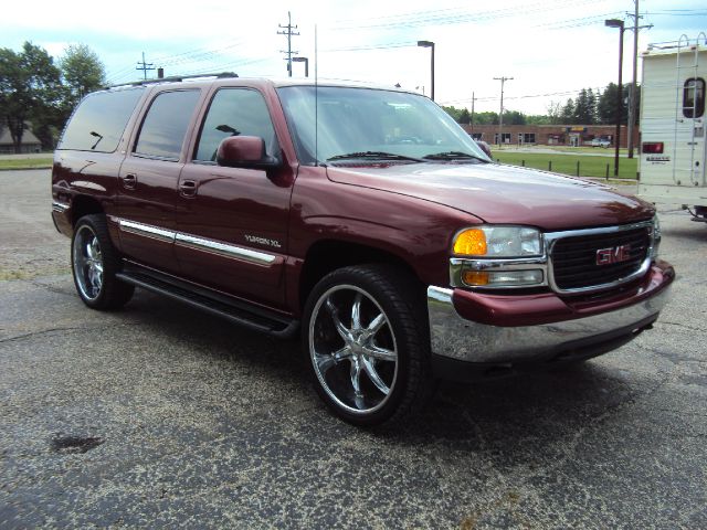 GMC Yukon XL 2002 photo 1