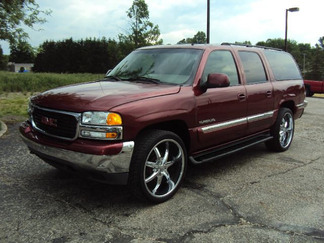 GMC Yukon XL 2002 photo 3