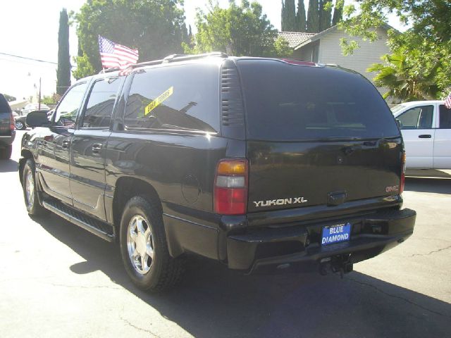 GMC Yukon XL Sport 4WD SUV