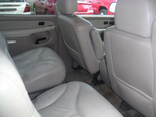 GMC Yukon XL 2002 photo 5