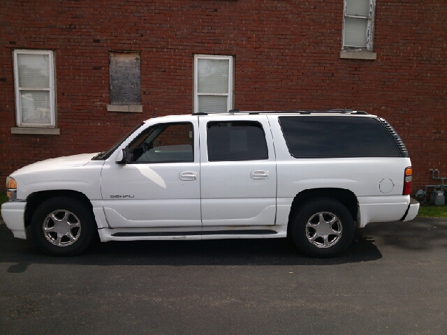 GMC Yukon XL 2002 photo 5