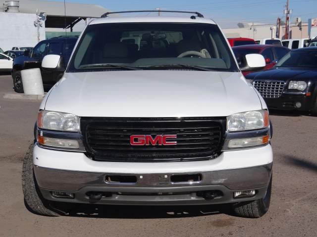 GMC Yukon XL 2002 photo 2