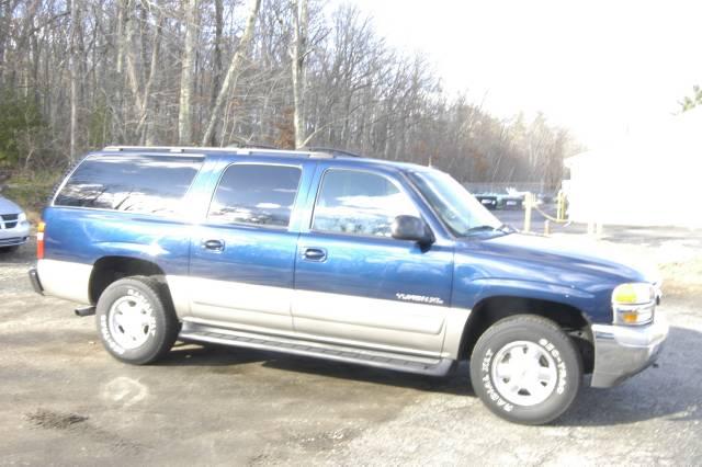 GMC Yukon XL 2002 photo 2