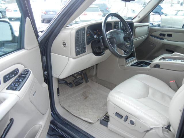 GMC Yukon XL 2003 photo 4