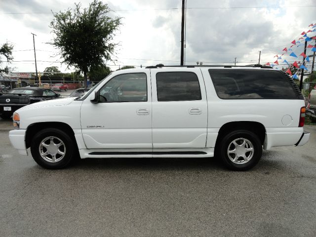 GMC Yukon XL Sport 4WD SUV