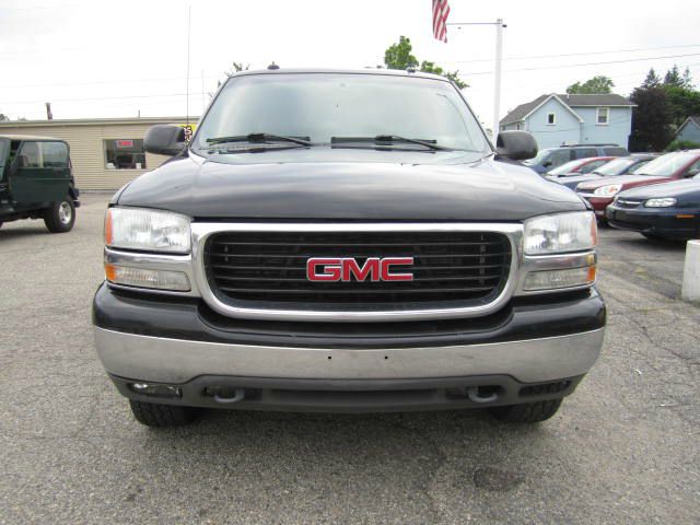 GMC Yukon XL 2003 photo 1