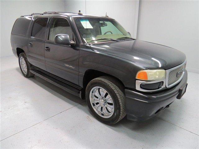 GMC Yukon XL 2003 photo 2