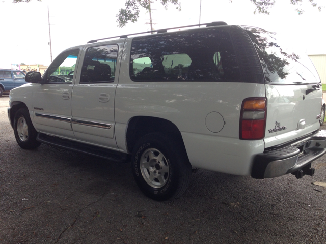 GMC Yukon XL 2003 photo 4