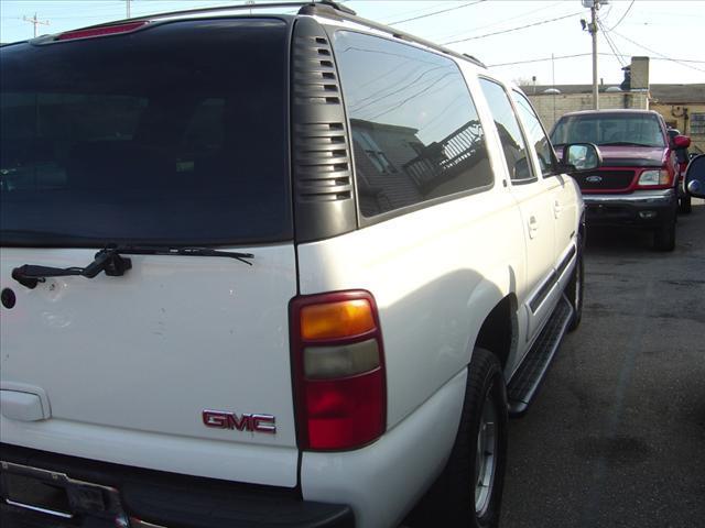 GMC Yukon XL 2003 photo 1