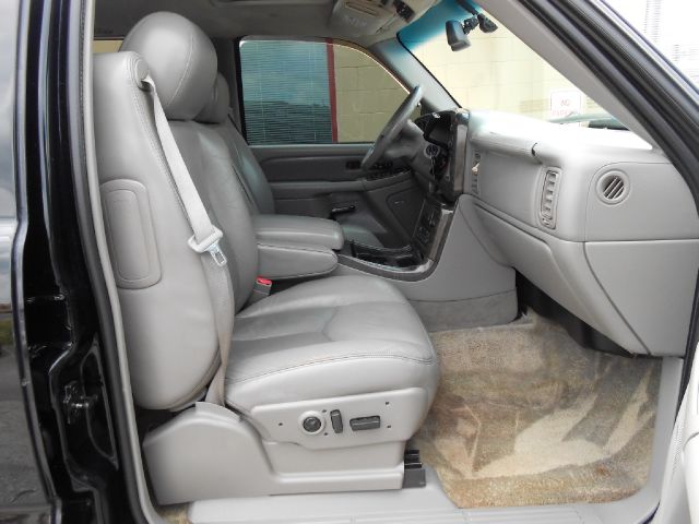 GMC Yukon XL 2003 photo 11