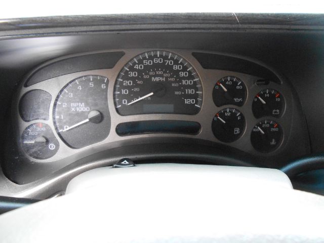 GMC Yukon XL 2003 photo 18