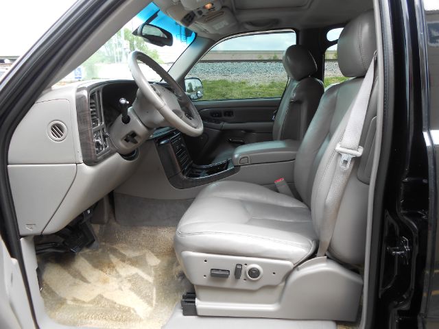 GMC Yukon XL 2003 photo 23