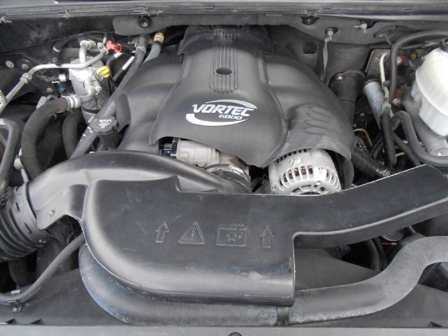 GMC Yukon XL 2003 photo 4