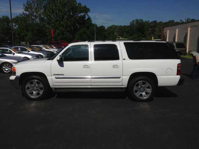 GMC Yukon XL C350 4dr Sdn 3.5L Sport RWD Sedan SUV