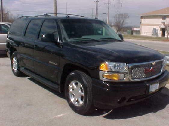 GMC Yukon XL EX Sedan 4D Sport Utility