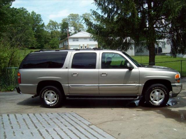 GMC Yukon XL 2003 photo 10