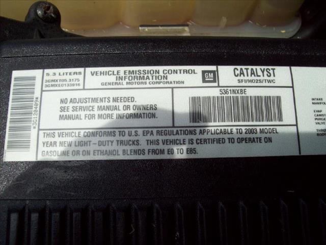 GMC Yukon XL 2003 photo 8