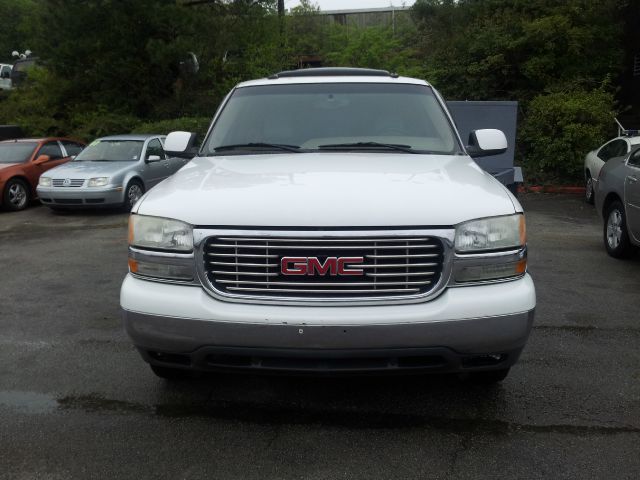 GMC Yukon XL 2003 photo 4