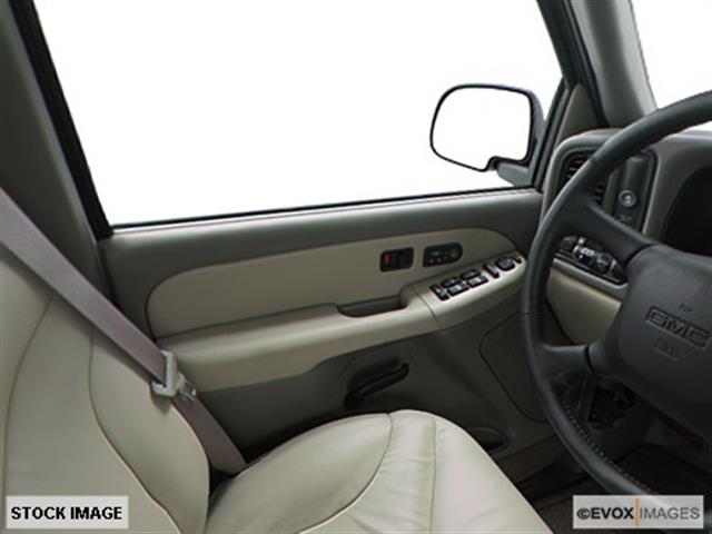 GMC Yukon XL 2003 photo 1