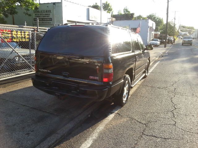 GMC Yukon XL 2003 photo 6