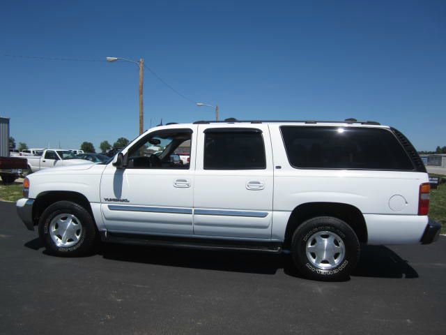 GMC Yukon XL 2003 photo 17