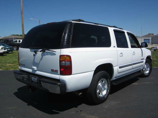 GMC Yukon XL 2003 photo 19