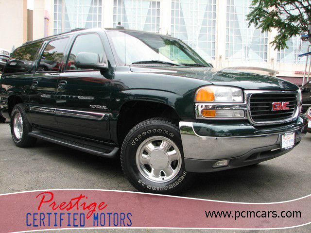 GMC Yukon XL 2003 photo 3