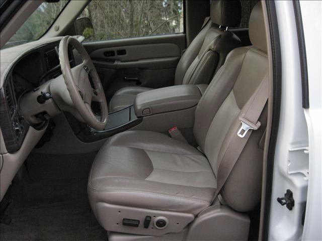 GMC Yukon XL 2004 photo 1