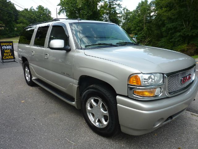 GMC Yukon XL Sport 4WD SUV