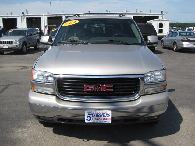 GMC Yukon XL 2004 photo 1