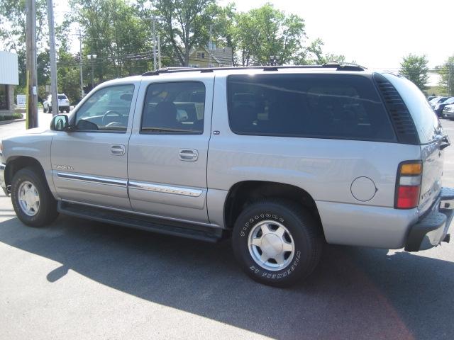 GMC Yukon XL 2004 photo 5