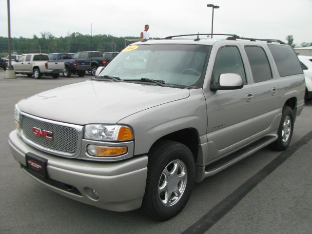 GMC Yukon XL 600sl SUV