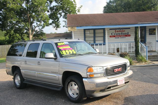 GMC Yukon XL 2004 photo 3