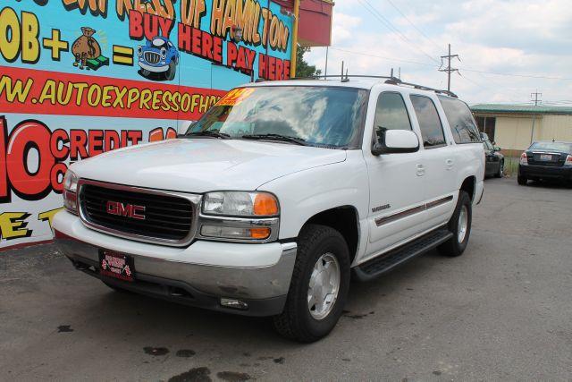 GMC Yukon XL 2004 photo 2