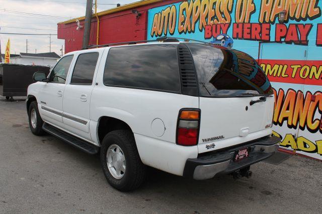 GMC Yukon XL 2004 photo 4