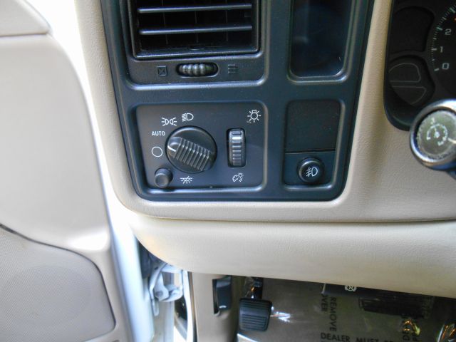 GMC Yukon XL 2004 photo 20